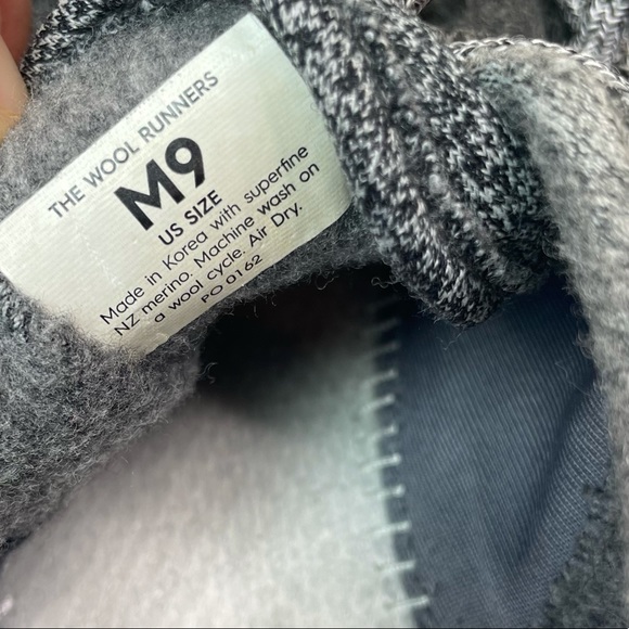 Allbirds Men’s Wool Runners - Picture 10 of 16